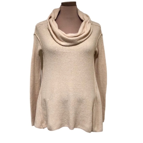 Free People Strawberry Fields Sweater Size Medium Cream Cowl Neck Pullover - Picture 1 of 10